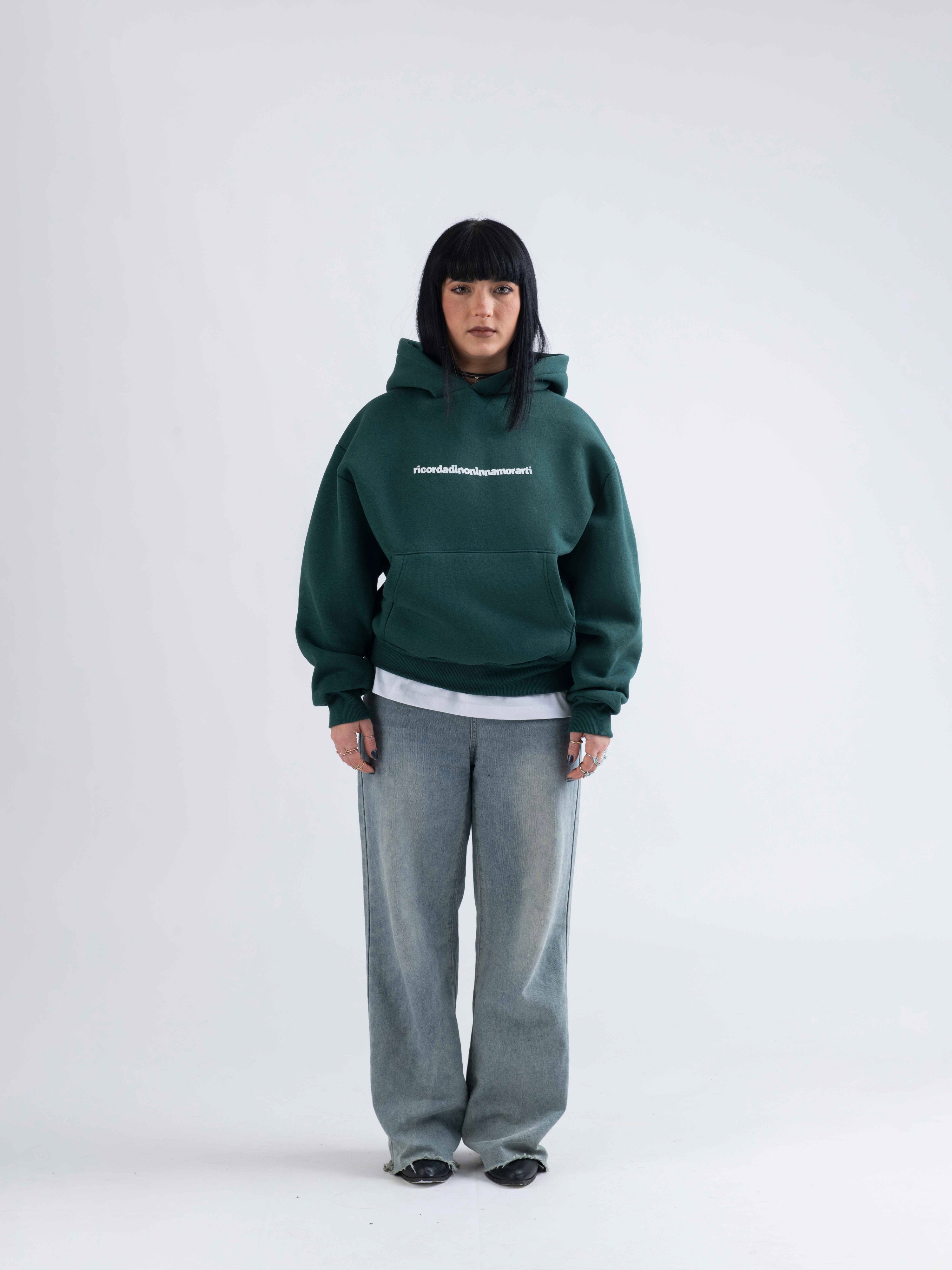 HOODIE MA TU MI PENSI MAI VERDE